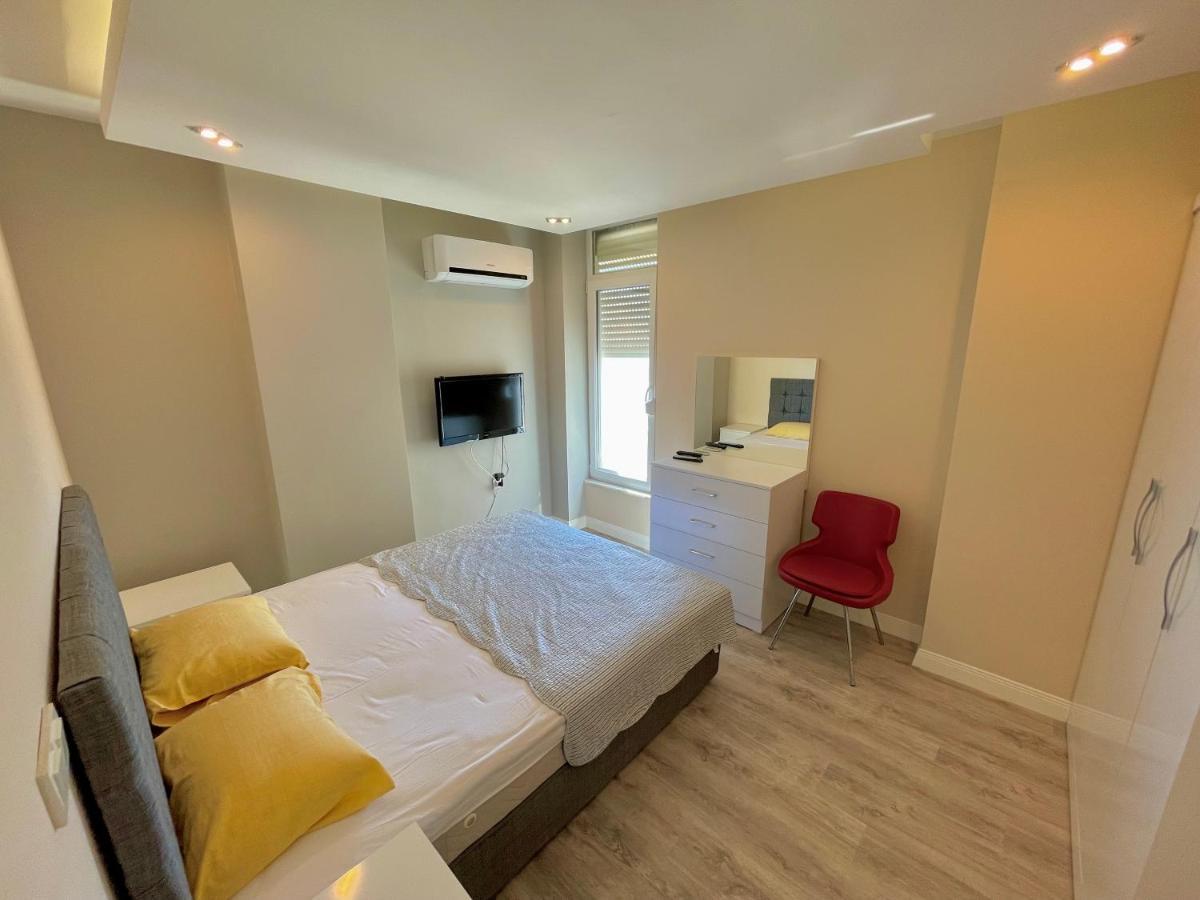 Sa Apartments! Beachfront Apartment With Sea View & Pool Alanya Exterior photo