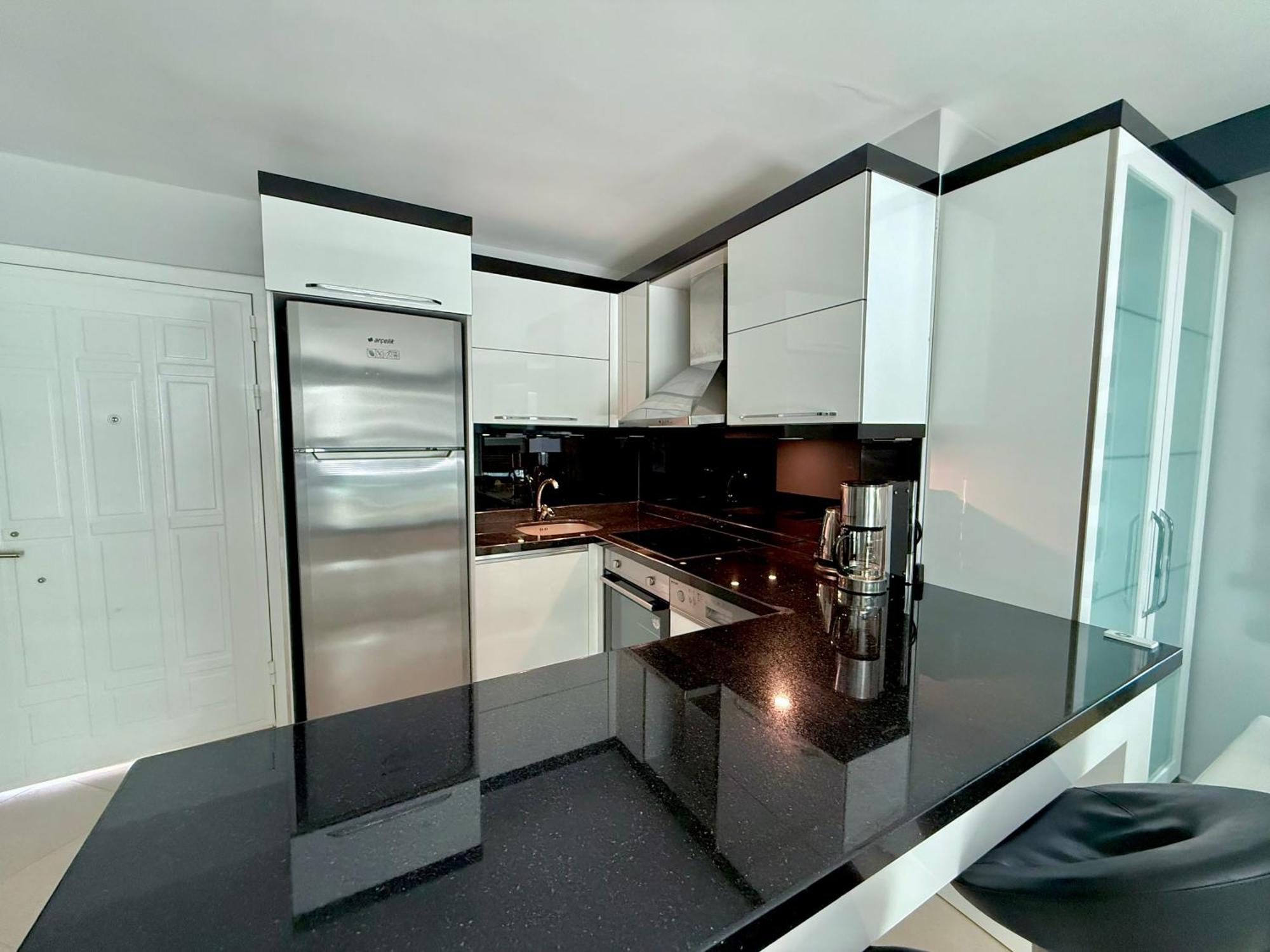 Sa Apartments! Beachfront Apartment With Sea View & Pool Alanya Exterior photo